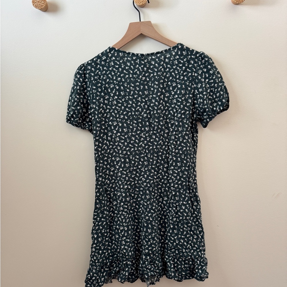 Floral Green Short Sleeve Dress - Picture 6 of 6